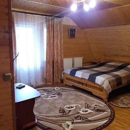 Bee House Hotel Буковел Екстериор снимка
