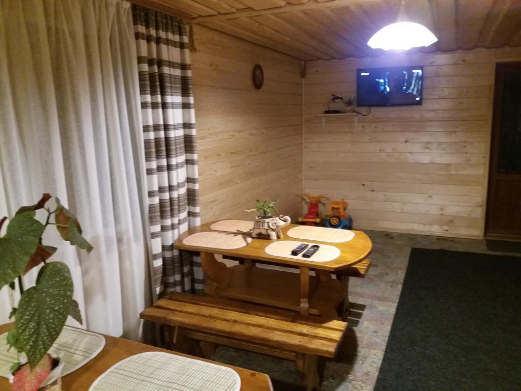 Bee House Hotel Буковел Екстериор снимка